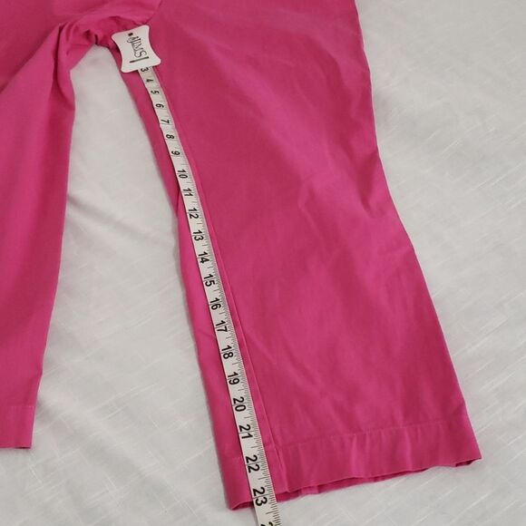 Talbots. Fushia Cropped Pants. High Rise with 2 Front Pockets. Size 4. - Picture 8 of 13